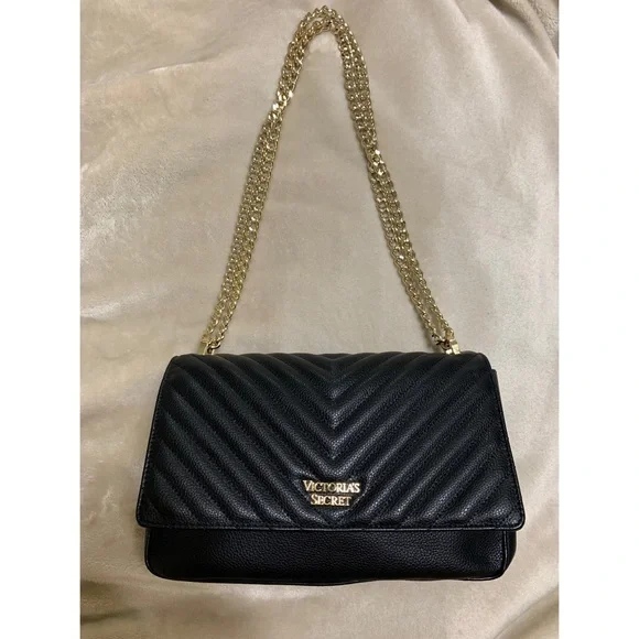Victoria Secret Chain Sling Bag 🖤✨ - Picture 2 of 6